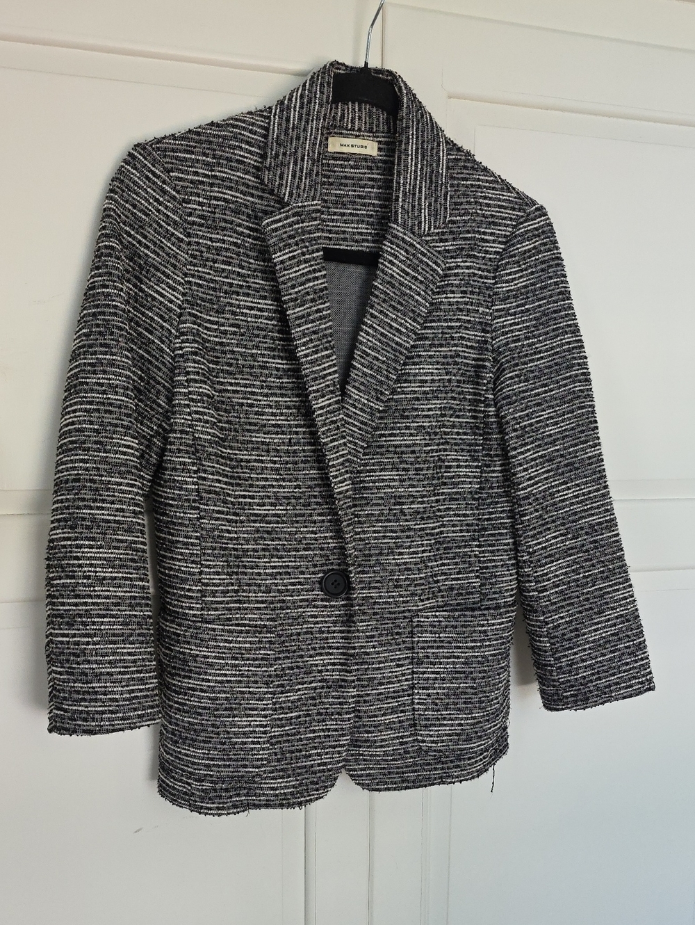 Max Studio Black and White Textured Single-Button Blazer